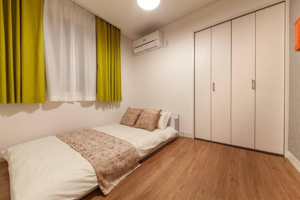 Eldor Nishikoujiya Apartment Tokyo Exterior photo